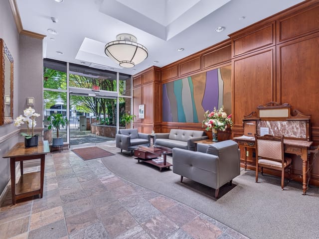 Apartment for sale in Vancouver, Vancouver West, 213 5770 Oak Street, 263186932 | Realtylink.org