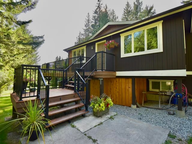 House for sale in Roberts Creek, Sunshine Coast, 2703 Robinson Road, 263187041 | Realtylink.org