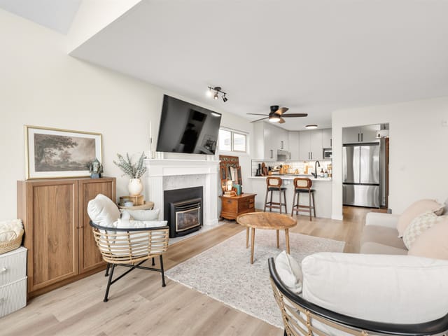 Apartment for sale in Delta, Ladner, D302 4845 53 Street, 263187066 | Realtylink.org