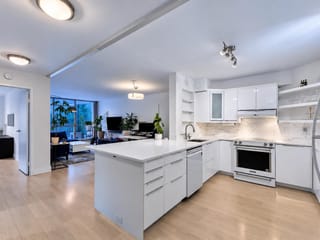 Apartment for sale in North Vancouver, North Vancouver, 905 2024 Fullerton Avenue, 263187071 | Realtylink.org