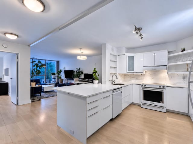 Apartment for sale in North Vancouver, North Vancouver, 905 2024 Fullerton Avenue, 263187071 | Realtylink.org