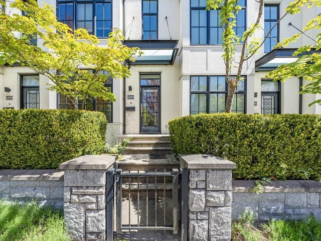 Apartment for rent in Vancouver, Vancouver West, Studio 6288 Eagles Drive, 263187091 | Realtylink.org