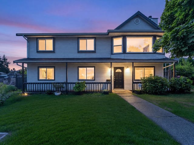 House for sale in Surrey, Surrey, 8020 Dominion Place, 263187102 | Realtylink.org