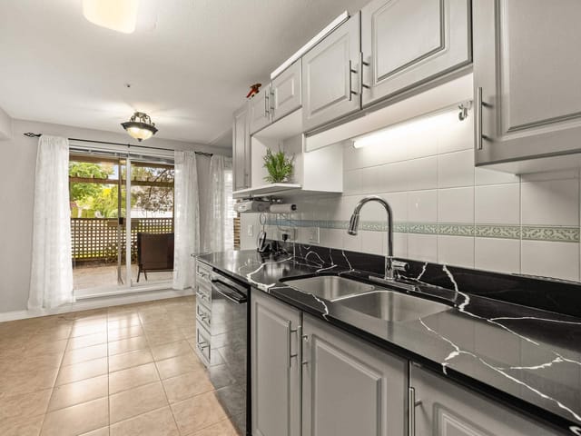 Apartment for sale in Langley, Langley, 104 20433 53 Avenue, 263187164 | Realtylink.org
