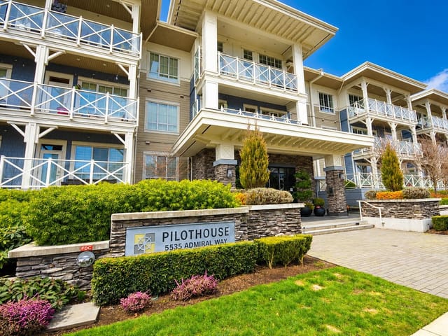 Apartment for sale in Delta, Ladner, 229 5535 Admiral Way, 263187192 | Realtylink.org