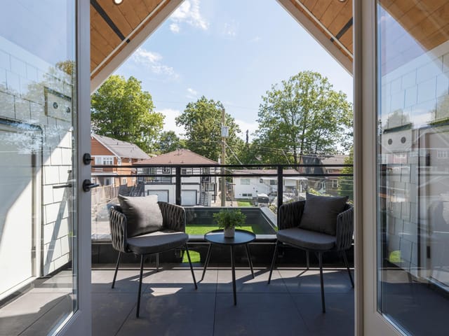 1/2 Duplex for sale in Vancouver, Vancouver East, 2068 E 1st Avenue, 263187222 | Realtylink.org