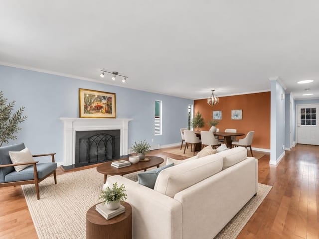 House for sale in White Rock, South Surrey White Rock, 15555 Buena Vista Avenue, 263187244 | Realtylink.org