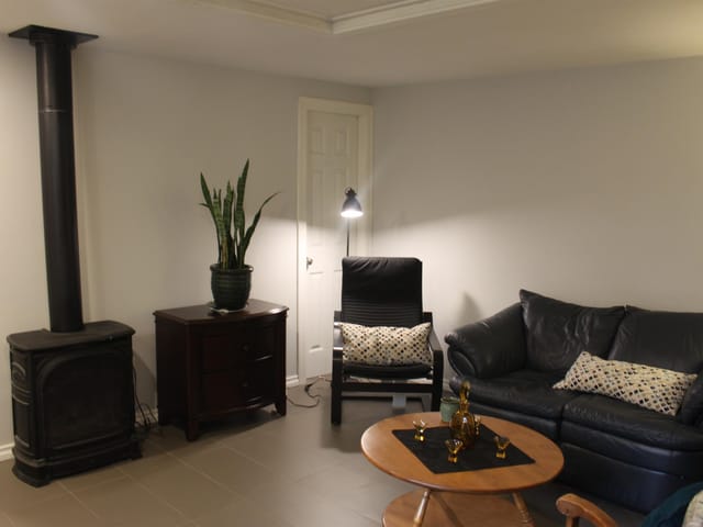 Apartment for rent in Coquitlam, Coquitlam, 737 Robinson, 263187375 | Realtylink.org