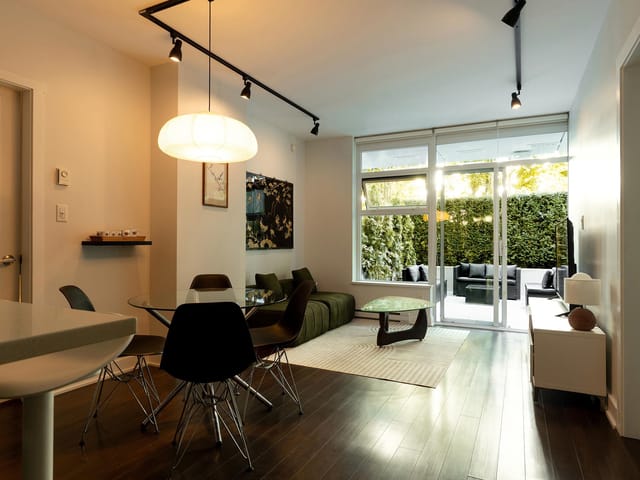 Apartment for sale in Vancouver, Vancouver West, 2 1777 W 7th Avenue, 263187405 | Realtylink.org