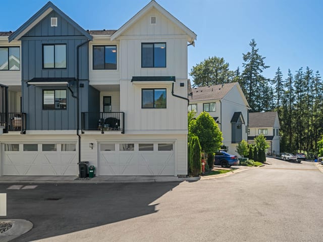 Townhouse for sale in Surrey, South Surrey White Rock, 9 1871 165a Street, 263187555 | Realtylink.org