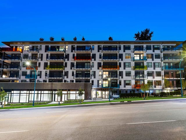 Apartment for sale in Port Moody, Port Moody, 105 2015 St. Johns Street, 263187568 | Realtylink.org
