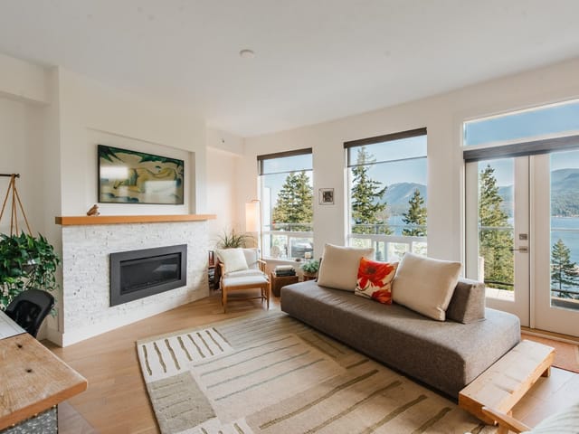 Apartment for sale in Sechelt, Sunshine Coast, 302 5780 Marine Way, 263187572 | Realtylink.org