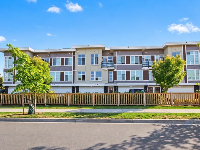 Townhouse for sale in Chilliwack, Chilliwack, 3 8466 Midtown Way, 263187577 | Realtylink.org