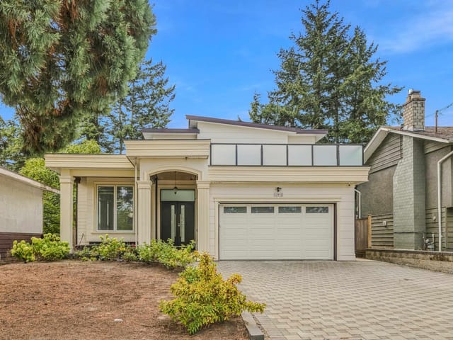 House for sale in White Rock, South Surrey White Rock, 15918 Roper Avenue, 263187588 | Realtylink.org