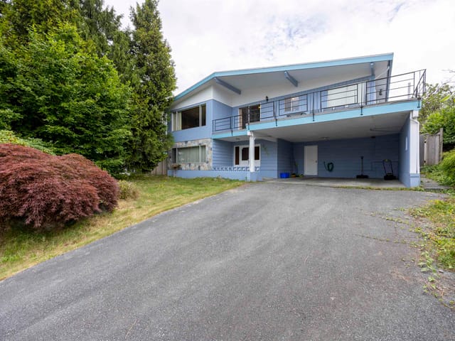 House for sale in Burnaby, Burnaby South, 6096 Service Street, 263187620 | Realtylink.org