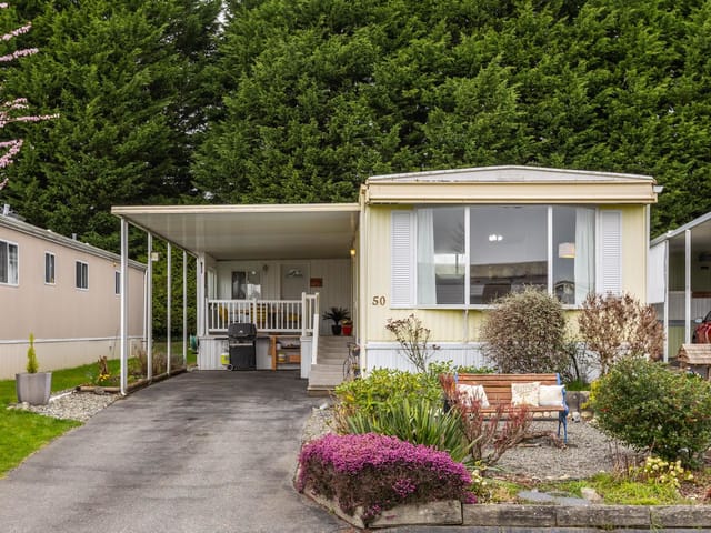 Manufactured Home for sale in Surrey, South Surrey White Rock, 50 15875 20 Avenue, 263187649 | Realtylink.org