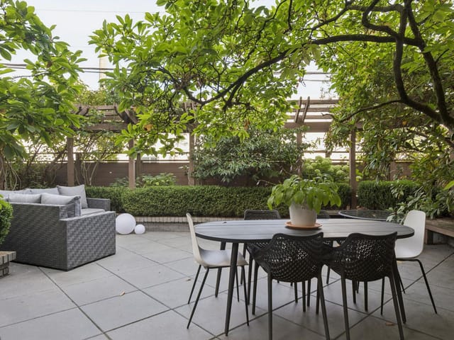 Apartment for sale in Vancouver, Vancouver West, 104 2211 West 2nd Ave, 263187730 | Realtylink.org