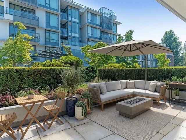 Apartment for sale in Vancouver, Vancouver West, 569 2080 West Broadway Street, 263187745 | Realtylink.org