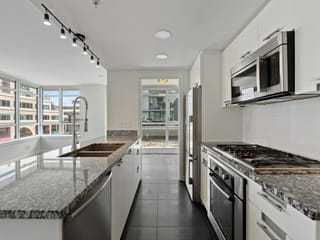 Apartment for sale in Vancouver, Vancouver West, 569 2080 West Broadway Street, 263187745 | Realtylink.org