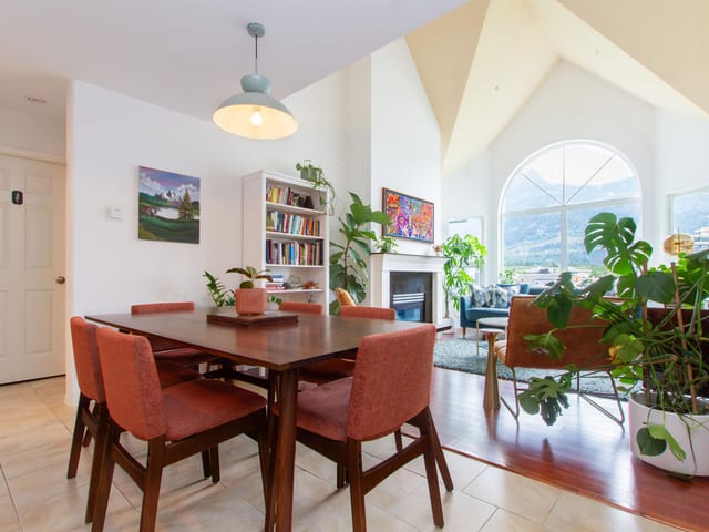 Apartment for sale in Squamish, Squamish, 310 1466 Pemberton Avenue, 263187773 | Realtylink.org