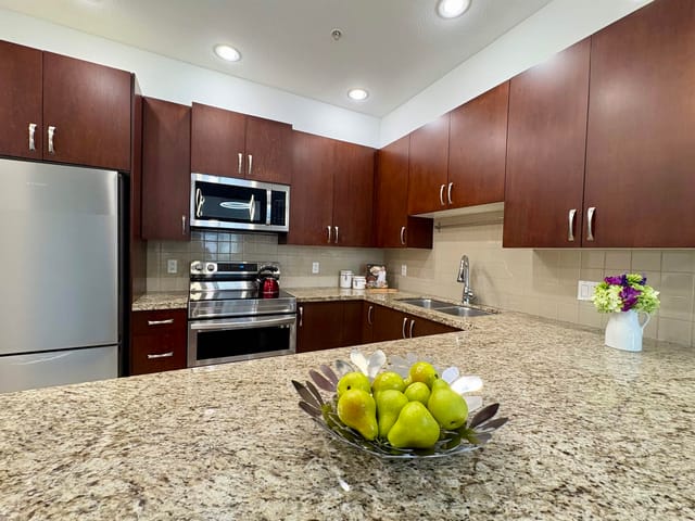 Apartment for sale in Surrey, North Surrey, 112 10237 133 Street, 263187805 | Realtylink.org