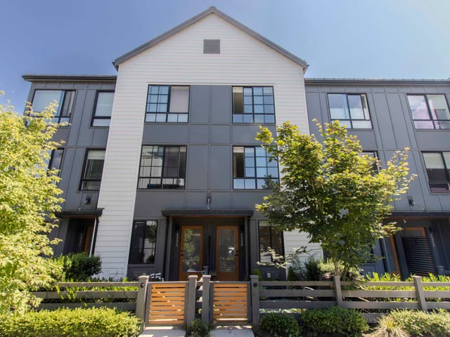Townhouse for sale in Squamish, Squamish, 1329 Halyard Place, 263187828 | Realtylink.org