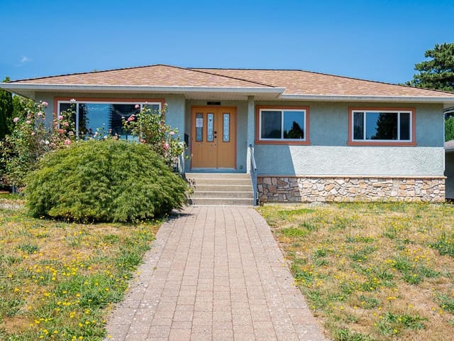 House for sale in Burnaby, Burnaby North, 4871 Highlawn Drive, 263187871 | Realtylink.org