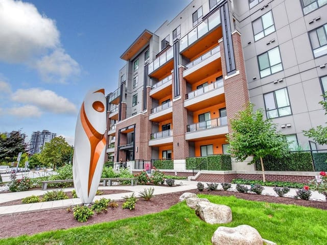 Apartment for sale in Port Moody, Port Moody, 413 55 Klahanie Drive, 263187888 | Realtylink.org