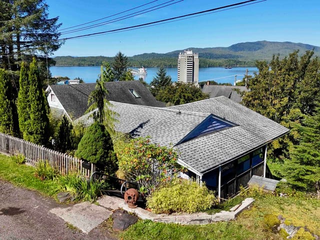 House for sale in Prince Rupert, Prince Rupert, 842 W 6th Avenue, 263187920 | Realtylink.org