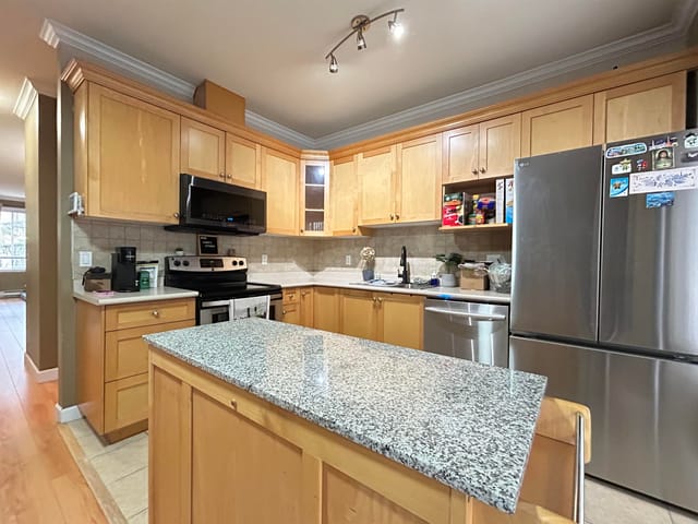 Townhouse for rent in Surrey, Surrey, 31 8633 159 Street, 263187942 | Realtylink.org