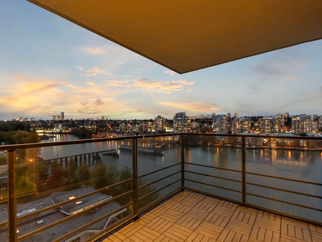 Apartment for sale in New Westminster, New Westminster, 1204 210 Salter Street, 263187983 | Realtylink.org