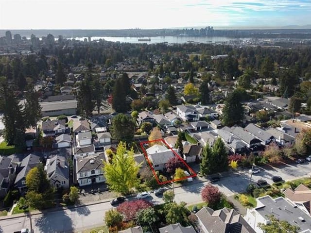 House for sale in North Vancouver, North Vancouver, 221 W 28th Street, 263188042 | Realtylink.org