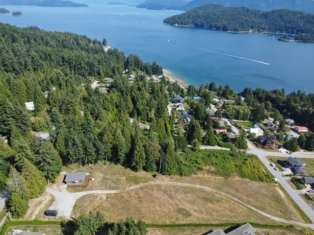 Lot for sale in Gibsons, Sunshine Coast, 604 Woodland Avenue, 263188082 | Realtylink.org