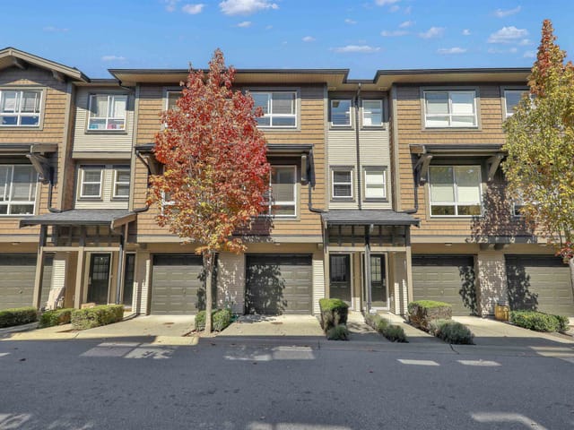 Townhouse for sale in Surrey, South Surrey White Rock, 53 2729 158 Street, 263188174 | Realtylink.org