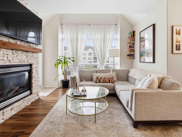 Apartment for sale in Port Moody, Port Moody, 401 3142 St Johns Street, 263188211 | Realtylink.org