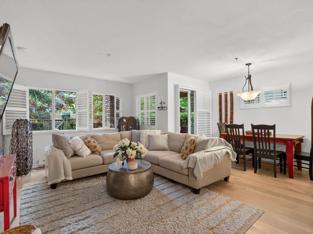 Apartment for sale in Surrey, Surrey, 209 8717 160 Street, 263188233 | Realtylink.org
