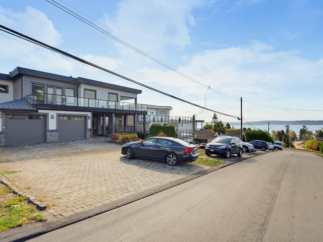 House for sale in White Rock, South Surrey White Rock, 1040 Lee Street, 263188255 | Realtylink.org