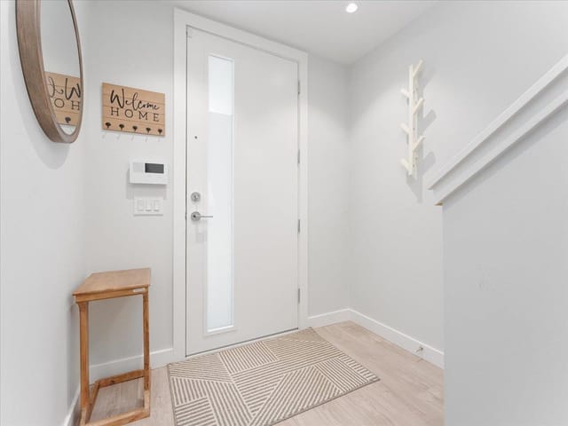 Townhouse for rent in Vancouver, Vancouver West, Townhouse 2728 Acadia Road, 263188289 | Realtylink.org