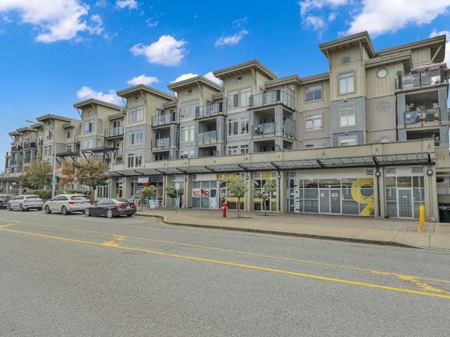 Apartment for sale in Surrey, North Surrey, 229 15380 102a Avenue, 263188294 | Realtylink.org