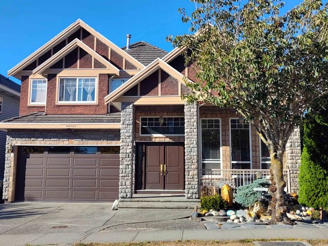 House for sale in Surrey, Surrey, 14197 62b Avenue, 263188498 | Realtylink.org