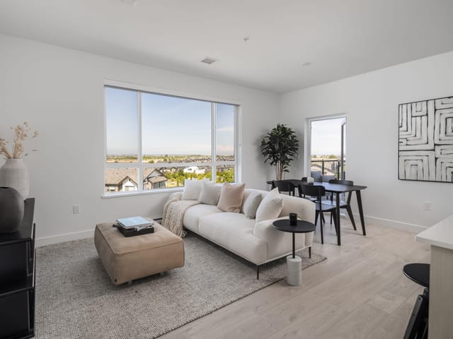 Apartment for sale in Tsawwassen, Tsawwassen, 419 2463 Rabbit Drive, 263188513 | Realtylink.org