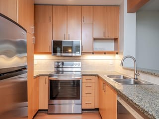Apartment for sale in North Vancouver, North Vancouver, 204 580 Raven Woods Drive, 263188547 | Realtylink.org