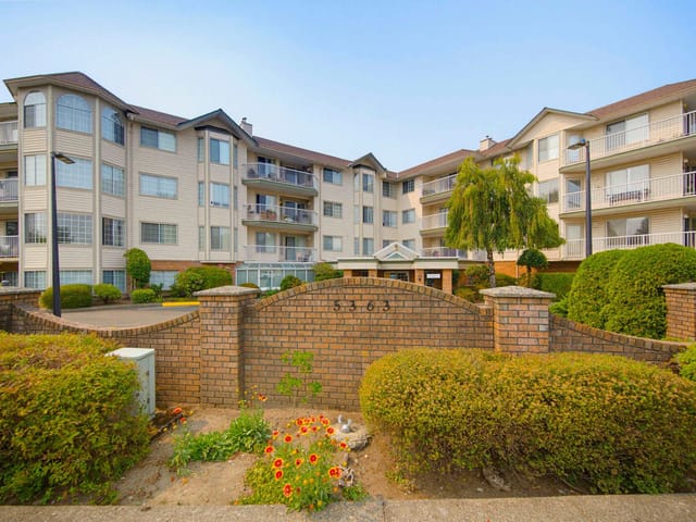 Apartment for sale in Langley, Langley, 210 5363 206 Street, 263188580 | Realtylink.org