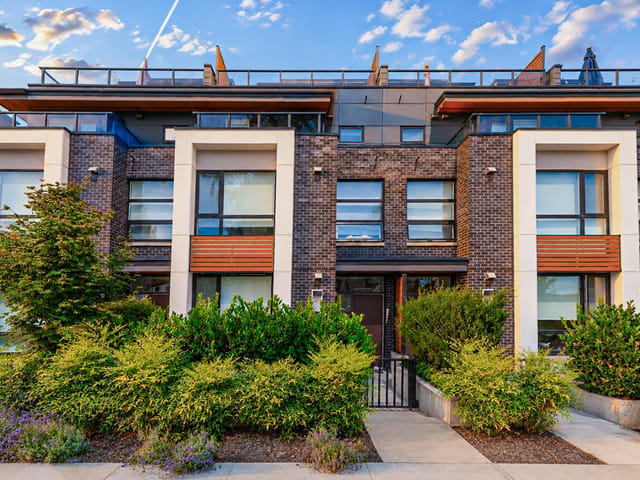 Townhouse for sale in Burnaby, Burnaby South, 302 6085 Irmin Street, 263188582 | Realtylink.org