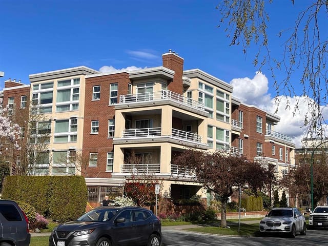 Apartment for sale in Vancouver, Vancouver West, 214 2105 W 42nd Avenue, 263188597 | Realtylink.org
