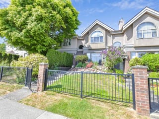 Townhouse for sale in White Rock, South Surrey White Rock, 15415 Russell Avenue, 263188658 | Realtylink.org