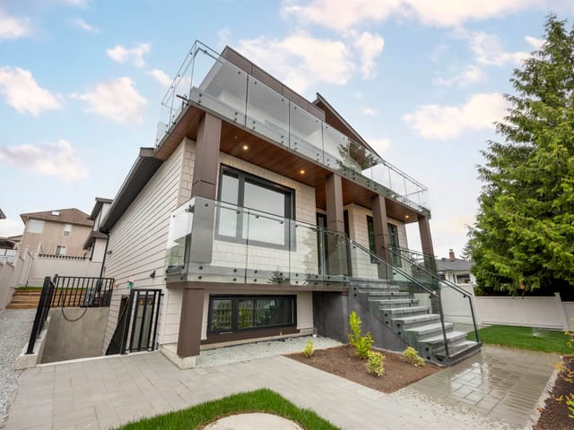 House for sale in New Westminster, New Westminster, 217 E Eighth Avenue, 263188706 | Realtylink.org