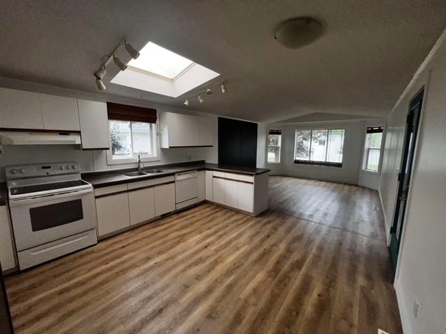 Manufactured Home for sale in Smithers, Smithers And Area, 3 3278 Third Avenue, 263188716 | Realtylink.org