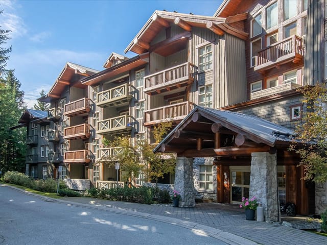 Apartment for sale in Whistler, Whistler, 311 4660 Blackcomb Way, 263188788 | Realtylink.org
