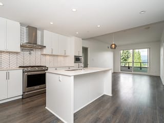 Apartment for sale in Burnaby, Burnaby North, 502 4477 Hastings Street, 263188806 | Realtylink.org